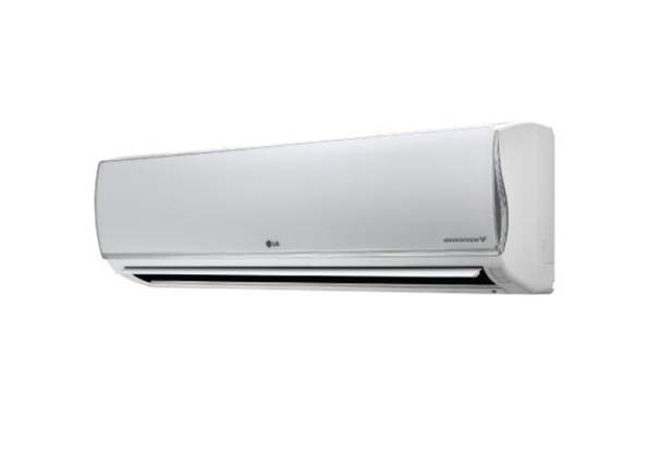 WALL MOUNTED AIR CONDITIONING UNIT